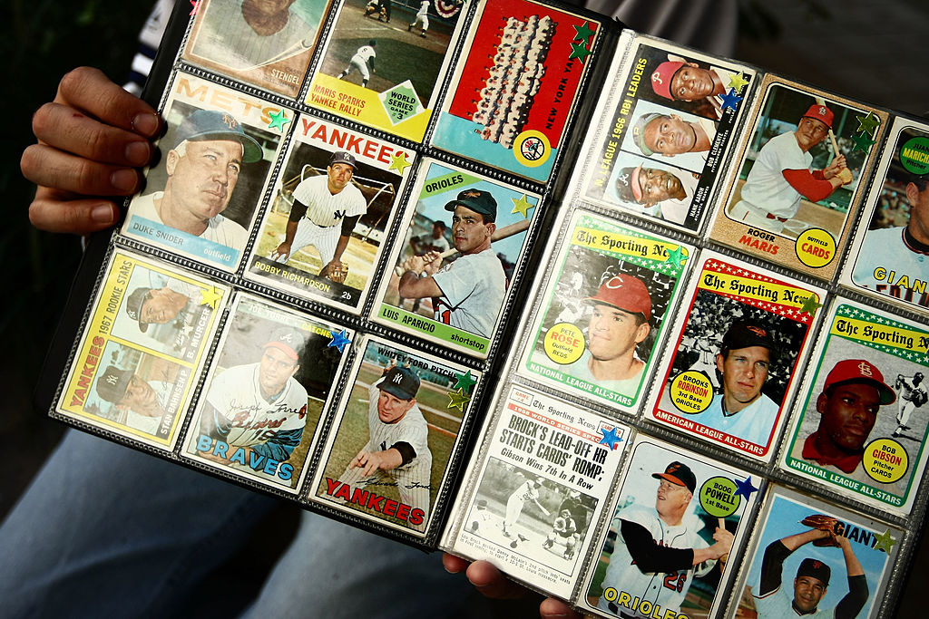 Top 10 Most Expensive Baseball Cards Mlb Sports World News 9555