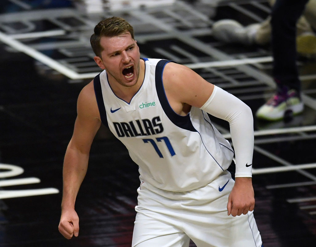 Luka Doncic Remains With Dallas Mavericks Agrees To A Monster 207 Million Supermax Rookie 3827