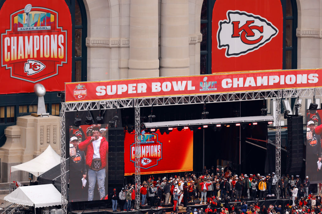 Chiefs: Analyst Marcus Spears Picks Kansas City To Win Back-To